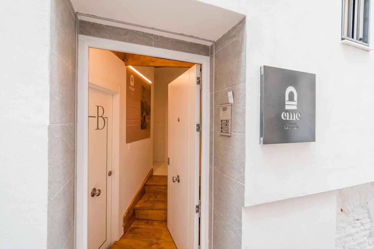 Qh Eme Suites Гранада Экстерьер фото