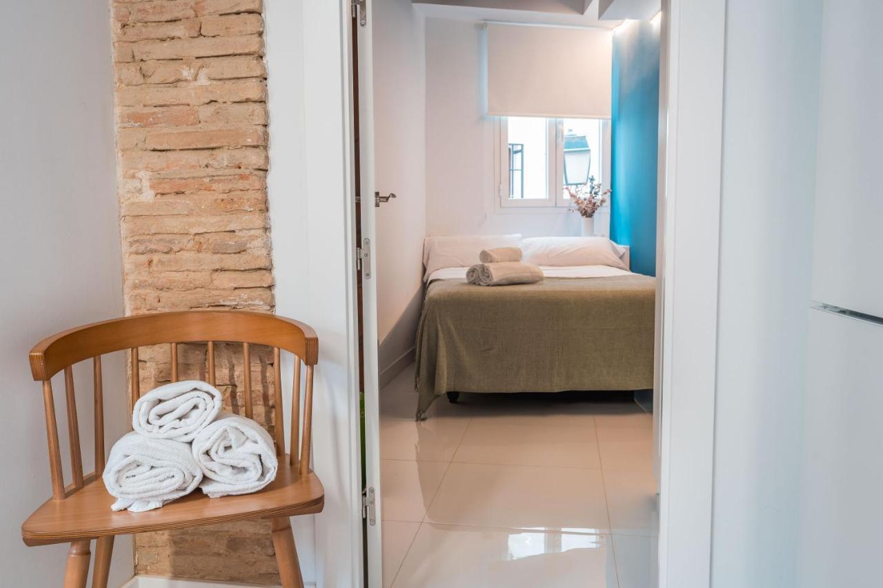 Qh Eme Suites Гранада Экстерьер фото