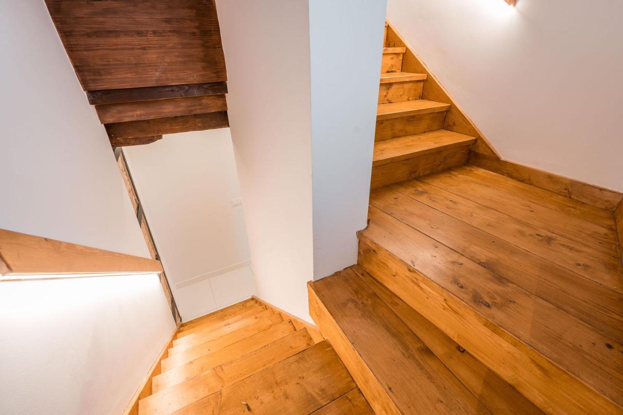 Qh Eme Suites Гранада Экстерьер фото