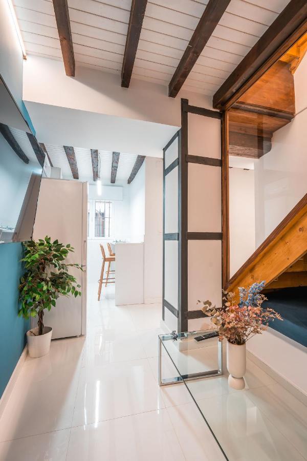 Qh Eme Suites Гранада Экстерьер фото